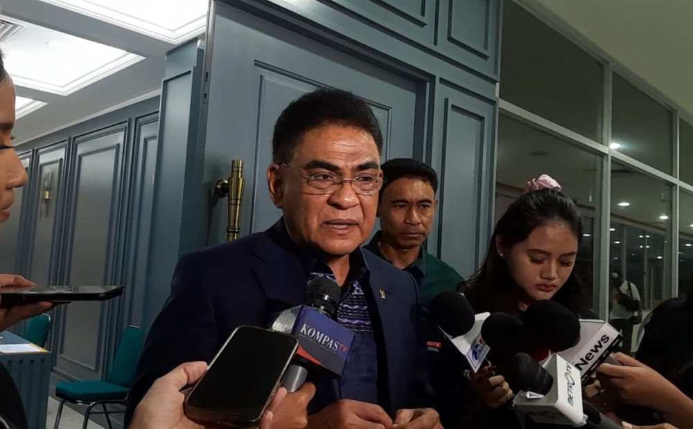 DPR Janji Dampingi Keluarga Diplomat Muda Arya Daru Lapor ke LPSK Buntut Perusakan Makam