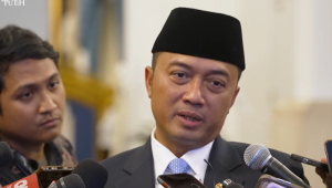 Menteri Sekretaris Negara (Mensesneg) sekaligus Juru Bicara Istana, Prasetyo Hadi, memberikan keterangan pers di Kompleks Istana Kepresidenan, Jakarta, Rabu, 17/9/2025. | YouTube Sekretariat Presiden