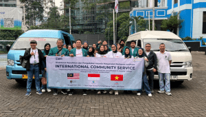 Kegiatan Pengabdian kepada Masyarakat (PKM) Internasional oleh Perbanas Institute Jakarta, di Gunung Padang, Cianjur, Jawa Barat, Kamis, 18/9/2025. | Dok PKM