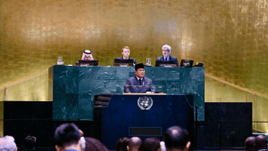 Presiden RI, Prabowo Subianto menyampaikan pidato Konferensi Internasional Tingkat Tinggi untuk Penyelesaian Damai atas Masalah Palestina dan Implementasi Solusi Dua Negara yang digelar di Gedung Majelis Umum Perserikatan Bangsa-Bangsa (PBB), New York, Amerika Serikat, pada Senin, 22/9/2025.| BPMI Setpres