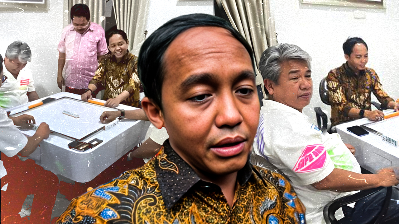 Menhut Raja Juli Minta Maaf Buntut Viral Main Domino Bareng Aziz Wellang