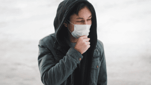 Ilustrasi Orang Sakit Memakai Masker | Ist