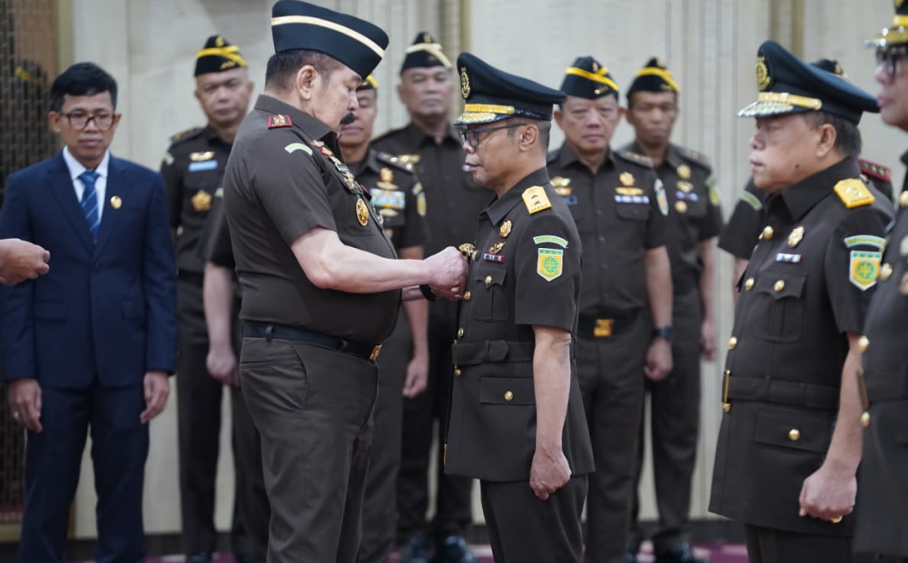 Jaksa Agung Lantik Hendro Dewanto Jadi JAM Pembinaan