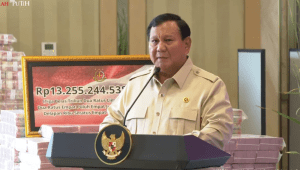 Presiden Prabowo Subianto saat memberikan sambutan di Gedung Utama Kejagung, Senin, 20/10/2025 | YouTube Sekretariat Presiden