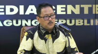Juru bicara Mahkamah Agung Yanto saat memberikan konferensi pers, Rabu, 26/11/2025 | Ist