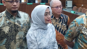 Eks Dirut ASDP Ira Puspadewi saat menjalani sidang pembacaan vonis di Pengadilan Tipikor Jakarta, 20/11/2025 | Syahrul Baihaqi/Forum Keadilan