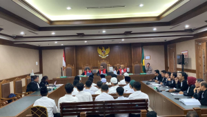 21 Tersangka Kasus Demonstrasi Agustus menjalani sidang dakwaan di PN Jakarta Pusat, Kamis, 20/11/2025 | Syahrul Baihaqi/Forum Keadilan