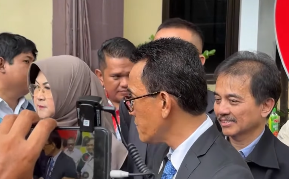 Refly Harun Cs Walk out saat Audiensi dengan Komisi Percepatan Reformasi Polri