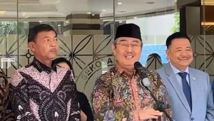 Konpers Ketua Komisi Percepatan Reformasi Polri Jimly Asshidiqie usai audiensi, di STIK-PTIK, Jakarta Selatan, pada Rabu, 19/11/2025. | Syahrul Baihaqi/ Forum Keadilan