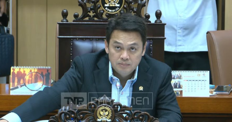 Komisi III DPR Serahkan DIM dan Bentuk Panja Bahas RUU Penyesuaian Pidana