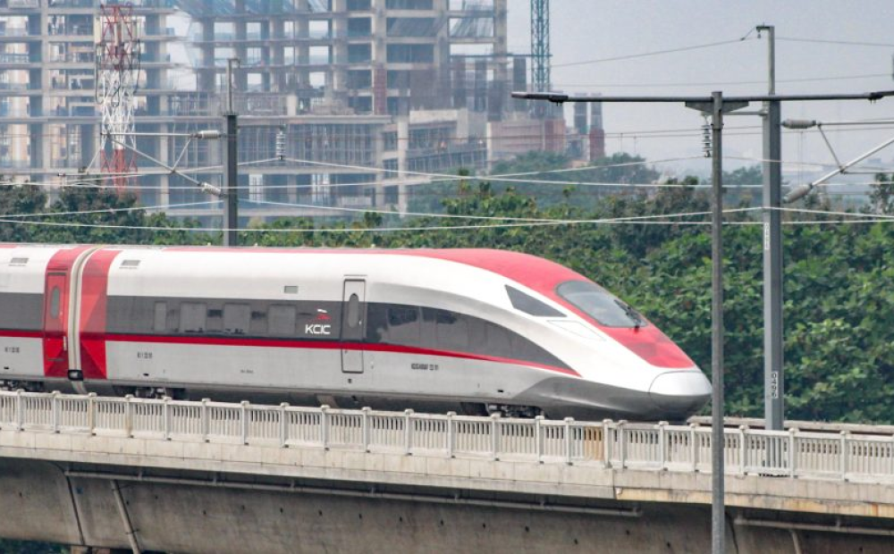 Dukung Keinginan Prabowo, Dasco Bahkan Berharap Kereta Cepat Juga Sampai Jogja