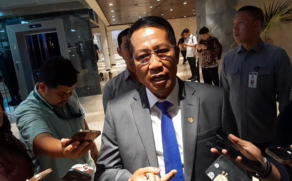 Putusan MK Berlaku ke Depan, Menkum Sebut Anggota Polri Tak Perlu Mundur dari Jabatan Sipil