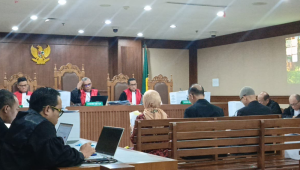 Bekas Direktur Utama PT ASDP Indonesia Ferry (Persero) Ira Puspadewi di Pengadilan Tindak Pidana Korupsi (Tipikor) Jakarta pada Pengadilan Negeri Jakarta Pusat (PN Jakpus), Kamis, 11/6/2025 | Syahrul Baihaqi/Forum Keadilan