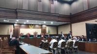 5 tersangka kasus korupsi PDNS di sidang pembacaan dakwaan di Pengadilan Tipikor Jakarta, Senin, 10/11/2025 | Syahrul Baihaqi/Forum Keadilan