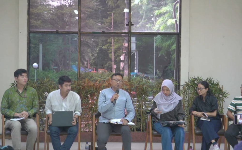 Koalisi Masyarakat Sipil Desak Prabowo Terbitkan Perppu Batalkan KUHAP Baru