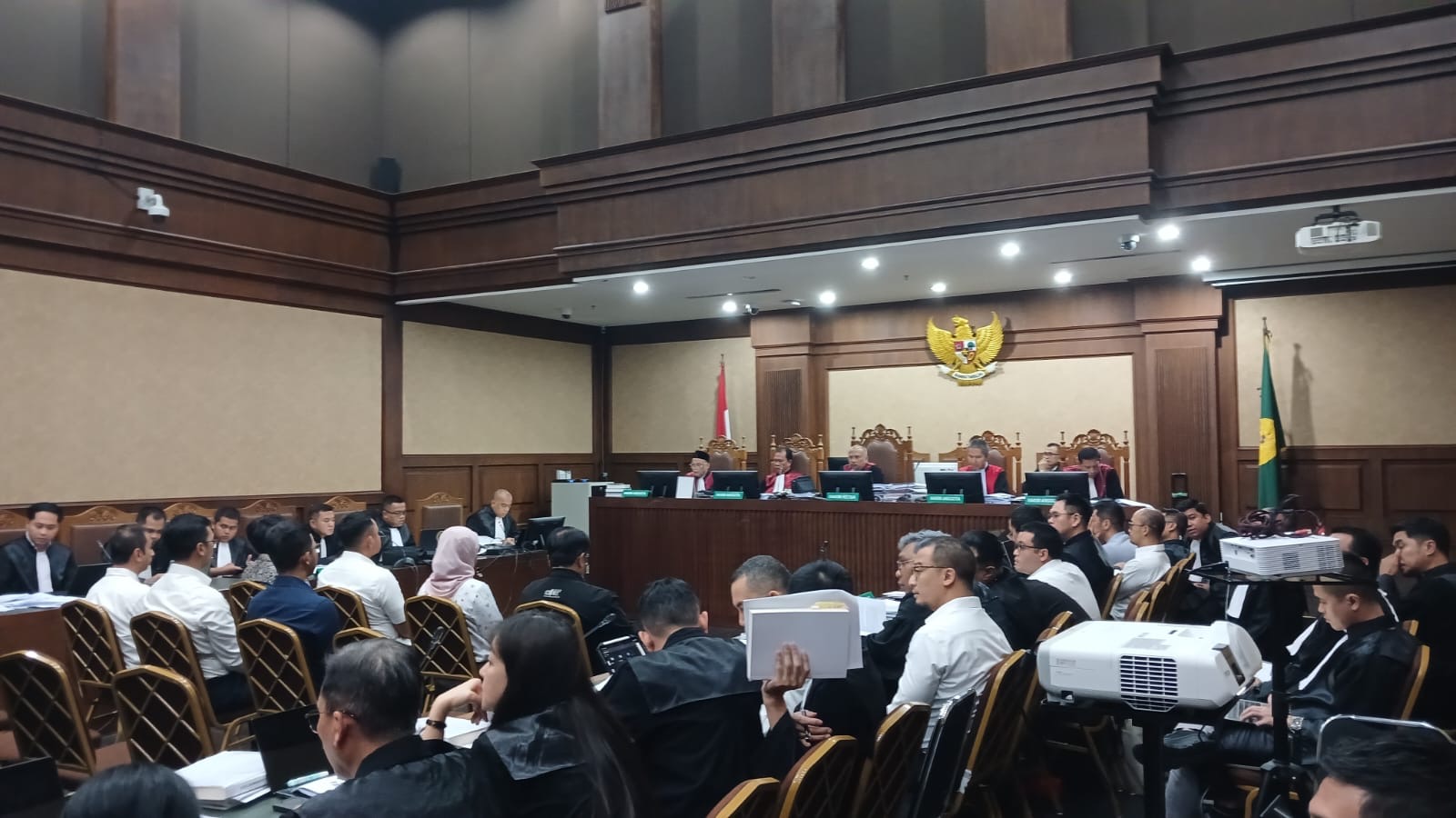 Dicecar Jaksa, Direktur PT JMN Sebut Diberi Waktu 2 Bulan Urus Izin Migas Usai Menang Tender Kapal