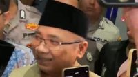 Mantan Menteri Agama (Menag) Yaqut Cholil Qoumas usai menjalani pemeriksaan oleh Komisi Pemberantasan Korupsi (KPK) selama lebih dari delapan jam di Gedung Merah Putih KPK, Jakarta, Selasa, 16/12/2025 | Muhammad Reza/Forum Keadilan