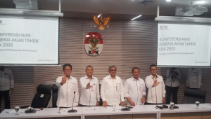 Konferensi pers capaian kinerja akhir tahun yang digelar di Gedung KPK, Kuningan, Jakarta Selatan, Senin, 22/12/2025 | Muhammad Reza/Forum Keadilan
