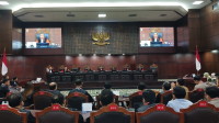 Suasana sidang putusan pengujian Undang-Undang Nomor 28 Tahun 2014 tentang Hak Cipta (UU Hak Cipta) yang dimohonkan oleh 29 musisi tanah air di Gedung MK Jakarta, Rabu, 17/12/2025 | Syahrul Baihaqi/Forum Keadilan