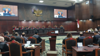 Suasana sidang putusan pengujian Undang-Undang Nomor 28 Tahun 2014 tentang Hak Cipta (UU Hak Cipta) yang dimohonkan oleh 29 musisi tanah air di Gedung MK Jakarta, Rabu, 17/12/2025 | Syahrul Baihaqi/Forum Keadilan