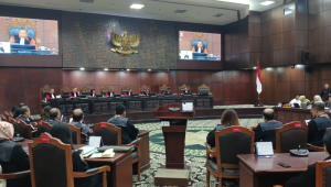 Suasana sidang putusan pengujian Undang-Undang Nomor 28 Tahun 2014 tentang Hak Cipta (UU Hak Cipta) yang dimohonkan oleh 29 musisi tanah air di Gedung MK Jakarta, Rabu, 17/12/2025 | Syahrul Baihaqi/Forum Keadilan