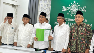 Ketua Umum PBNU Yahya Cholil Staquf bersama dengan jajarannya, di Kantor Pusat PBNU, Jakarta, Rabu, 24/12/2025 | Novia Suhari/Forum Keadilan