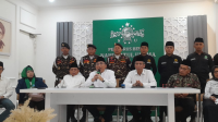 Ketua Umum PBNU Yahya Cholil Staquf bersama dengan jajarannya, di Kantor Pusat PBNU, Jakarta, Rabu, 24/12/2025 | Novia Suhari/Forum Keadilan