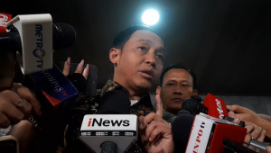 Menteri Kehutanan, Raja Juli Antoni di Kompleks Parlemen, Senayan, Jakarta, Kamis, 4/12/2025 | Novia Suhari/Forum Keadilan
