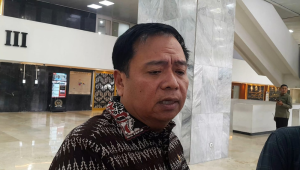 Ketua Komisi V DPR RI Fraksi PDI Perjuangan Lasarus, di Kompleks Parlemen, Senayan, Jakarta, Selasa, 9/12/2025 | Novia Suhari/Forum Keadilan