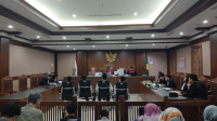 Delpedro dkk di ruang sidang Pengadilan Negeri Jakarta Pusat, Senin, 29/12/2025 | Syahrul Baihaqi/Forum Keadilan