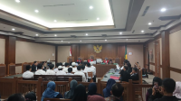 Para Terdakwa di kasus demonstrasi Agustus di Pengadilan Negeri Jakarta Pusat, Senin, 1/12/2025 | Syahrul Baihaqi/Forum Keadilan