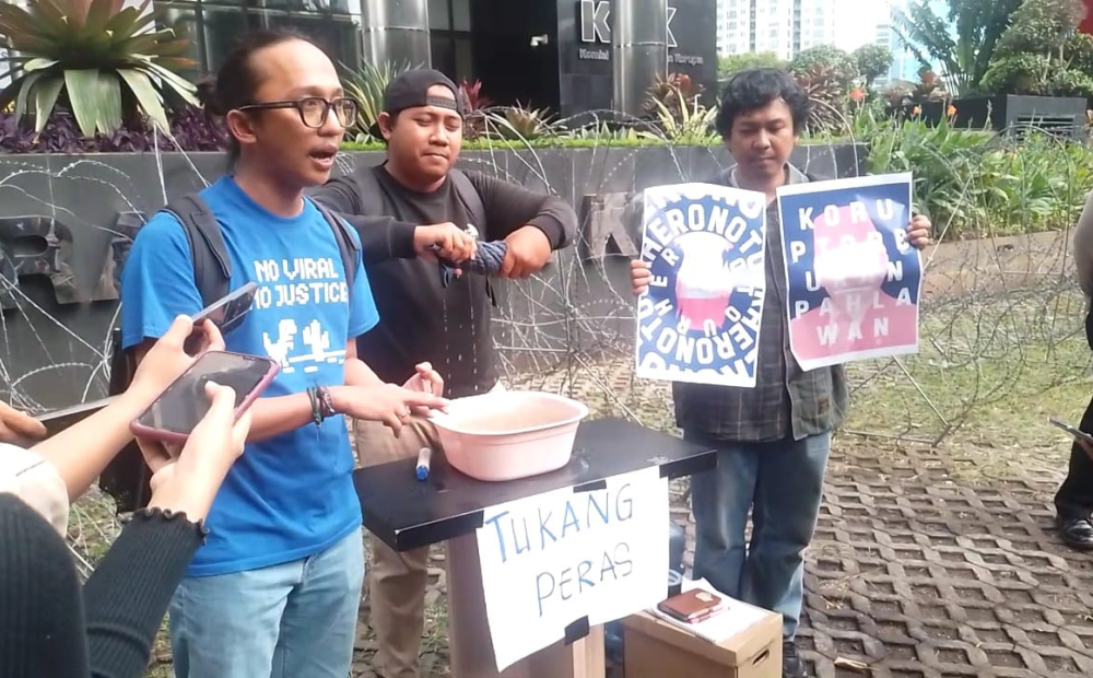 Koalisi Masyarakat Sipil Laporkan Dugaan Pemerasan 43 Anggota Polri ke KPK