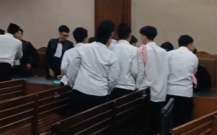 21 Terdakwa Kasus Demonstrasi Agustus Diberikan Bebas Bersyarat