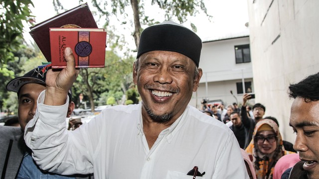 Eggi Sudjana Limbah Industri Politik