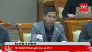 Kepala Badan Keahlian DPR RI Bayu Dwi Anggono dalam Rapat Dengar Pendapat (RDP), di Kompleks Parlemen, Senayan, Jakarta, Kamis, 15/1/2026 | YouTube TVR Parlemen
