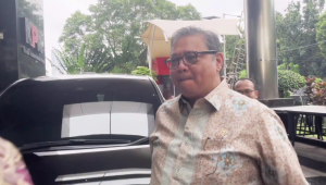 Menteri Koordinator Bidang Perekonomian Airlangga Hartarto di KPK, Jakarta, Rabu, 14/1/2026 | Muhammad Reza/Forum Keadilan