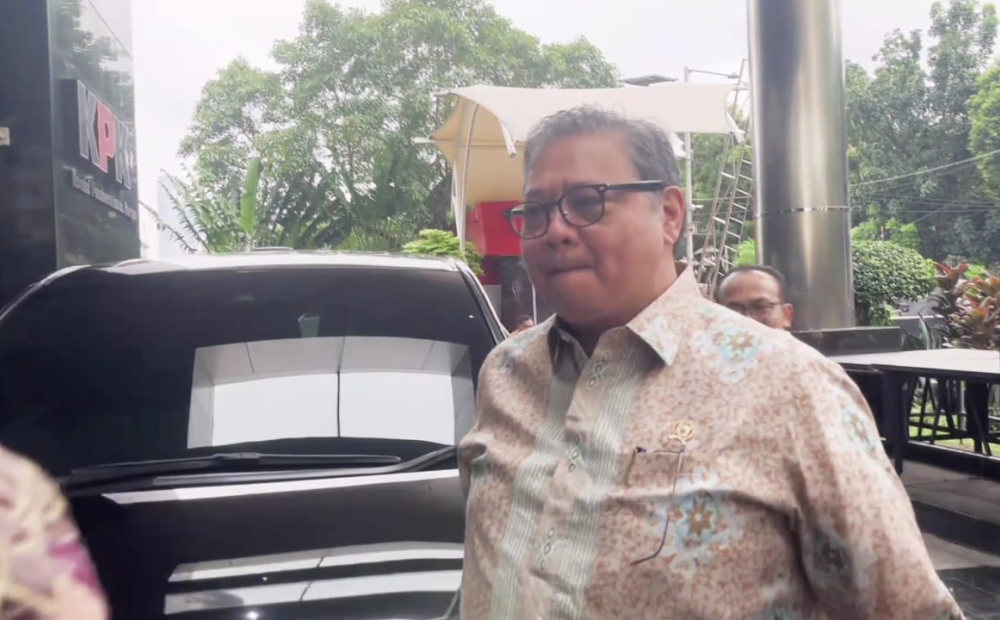 Menko Perekonomian Airlangga Sambangi KPK, Sebut soal Negosiasi Tarif Amerika
