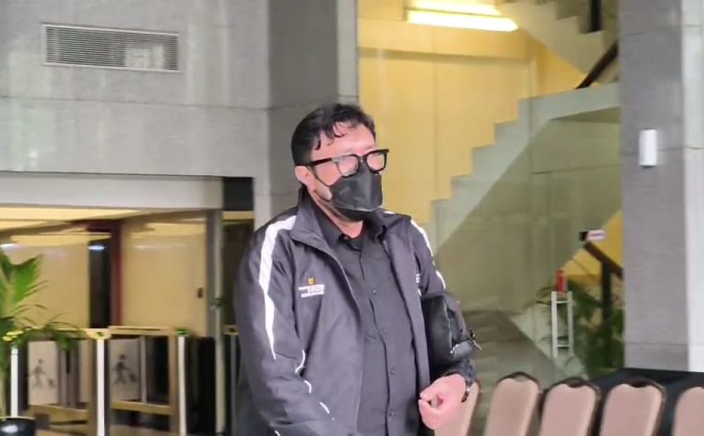 Usai Diperiksa KPK Terkait Dugaan Korupsi Proyek di Bekasi, Ono Surono Irit Bicara