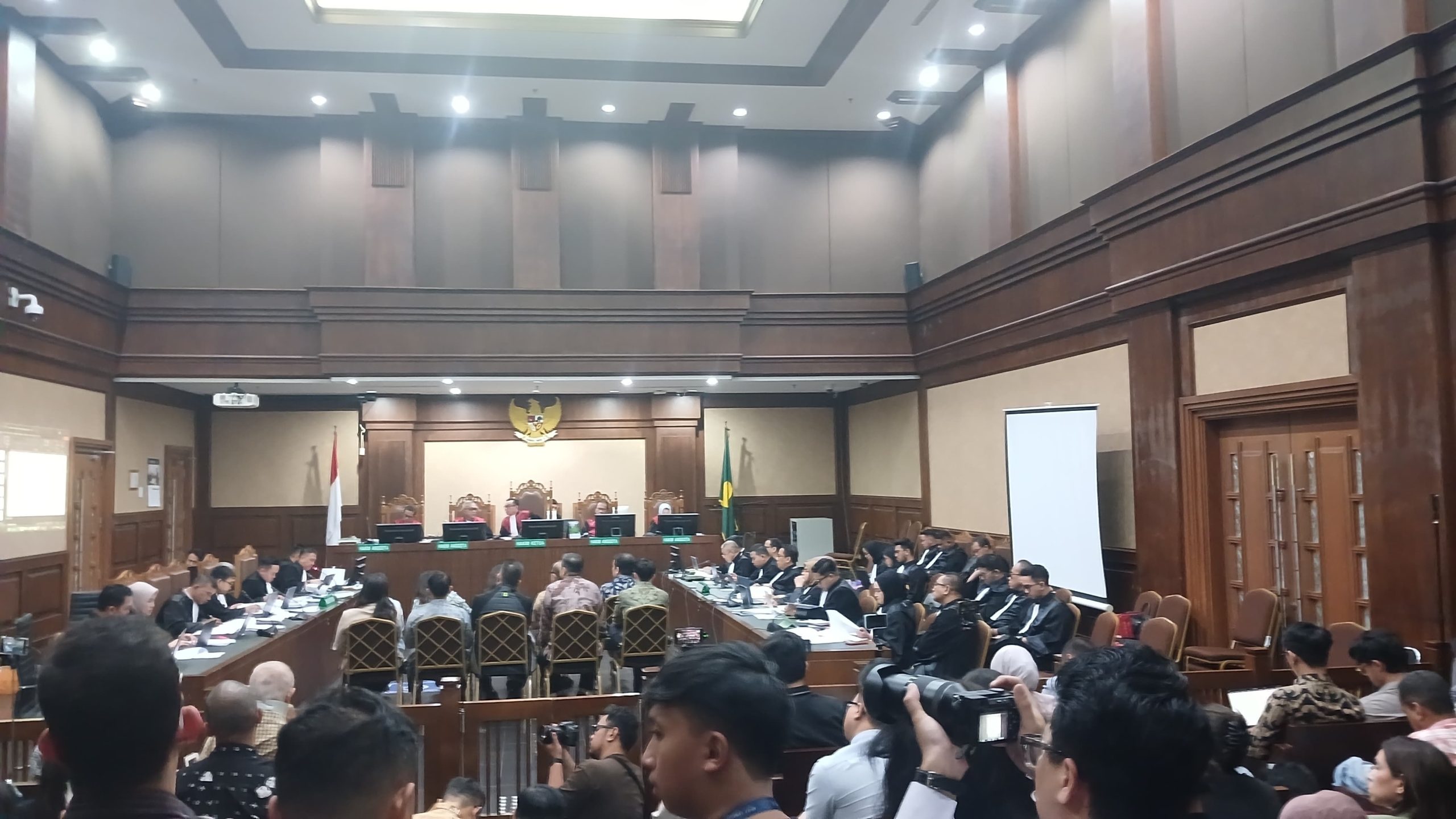 Saksi Beberkan Larangan Rekam Rapat Virtual dengan Nadiem Makarim