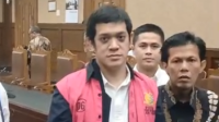 Anak Mohammad Riza Chalid, Muhammad Kerry Adrianto Riza, di Pengadilan Tipikor Jakarta, Jumat, 27/2/2026, dini hari | Syahrul Baihaqi/Forum Keadilan