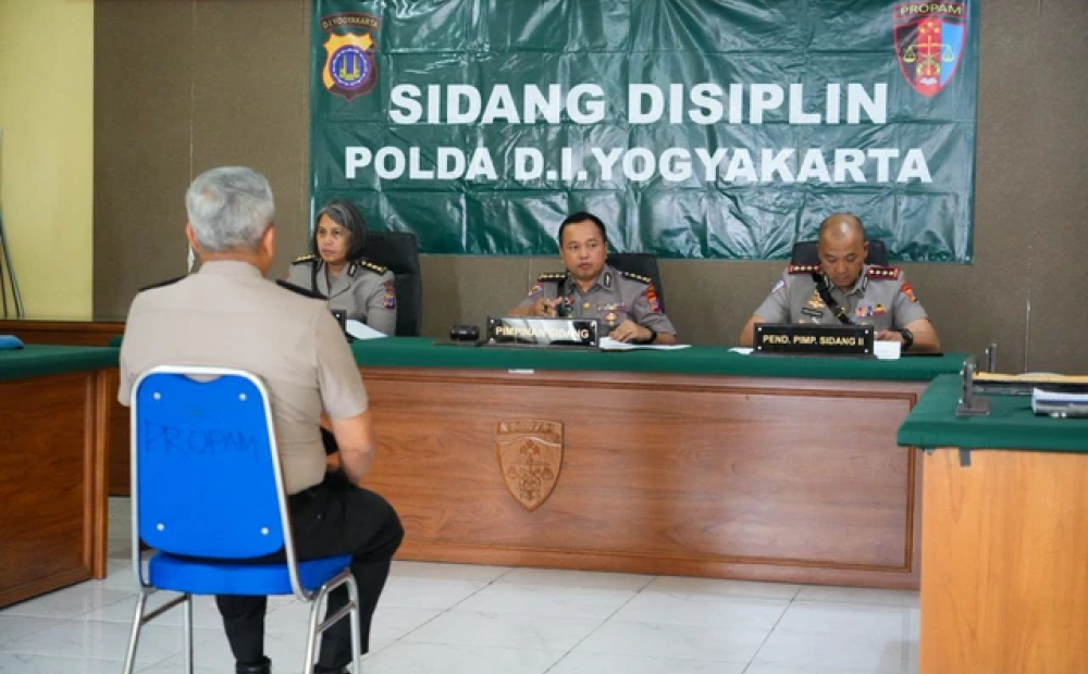 Buntut Kasus Hogi Minaya, Eks Kapolresta Sleman Kombes Edy Didemosi