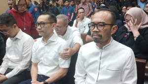 Eks Direktur Pertamina Riva Siahaan (kanan) di Pengadilan Tipikor Jakarta, Kamis, 26/2/2026 | Syahrul Baihaqi/Forum Keadilan