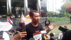 Koordinator Aliansi Masyarakat Pati Bersatu Muhammad Saiful Huda di Gedung KPK, Jakarta, Kamis, 12/2/2026 | Muhammad Reza/Forum Keadilan
