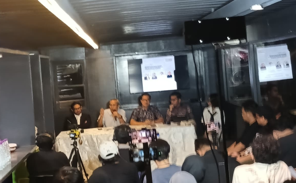 Eks Wakil Ketua KPK Sebut UU Tipikor Serupa Iklan Teh Botol