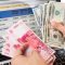 Uang Rupiah Indonesia dan Dolar Amerika Serikat | Ist