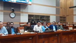 Ketua Komisi III DPR RI Habiburokhman (tengah) bersama jajaran Komisi III DPR RI, di Ruang Rapat Komisi III, Kompleks Parlemen, Senayan, Jakarta, Senin, 16/3/2026 | Novia Suhari/Forum Keadilan