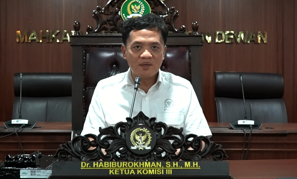 Adian PDI Perjuangan Tantang Seskab Debat Anggaran MBG, Gerindra: Adu Argumen dengan Ketua Banggar Saja