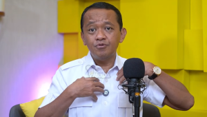 Menteri Energi dan Sumber Daya Mineral (ESDM), Bahlil Lahadalia, Podcast Bukan Abuleke Kementerian ESDM di Jakarta. | YouTube Kementerian ESDM RI