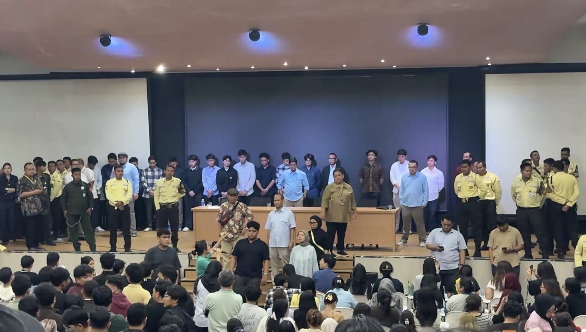 Dihadirkan ke Hadapan Korban, 16 Pelaku Chat Pelecehan Seksual FHUI Ungkap Permintaan Maaf