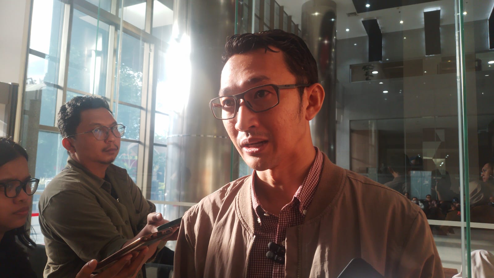 KPK Sita Uang Ratusan Juta dari Rumah Wakil Ketua DPRD Jabar Ono Surono